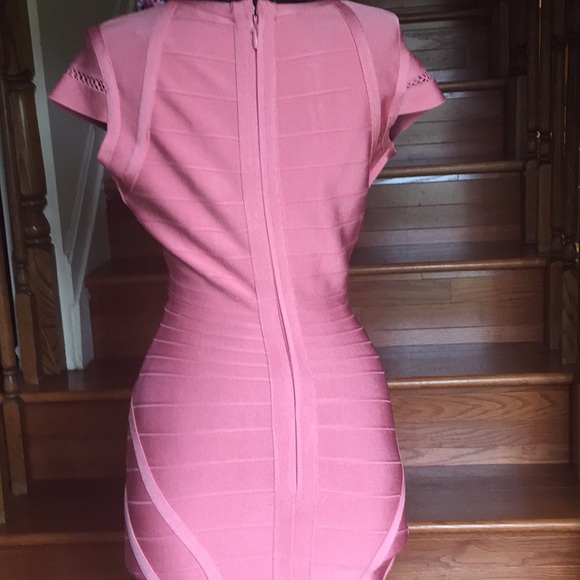 Sentimental Dress - Picture 3 of 8